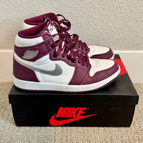 Amazon.com | Jordan Men Jordan 1 Retro High OG Bordeaux, Size 9.5 Mens